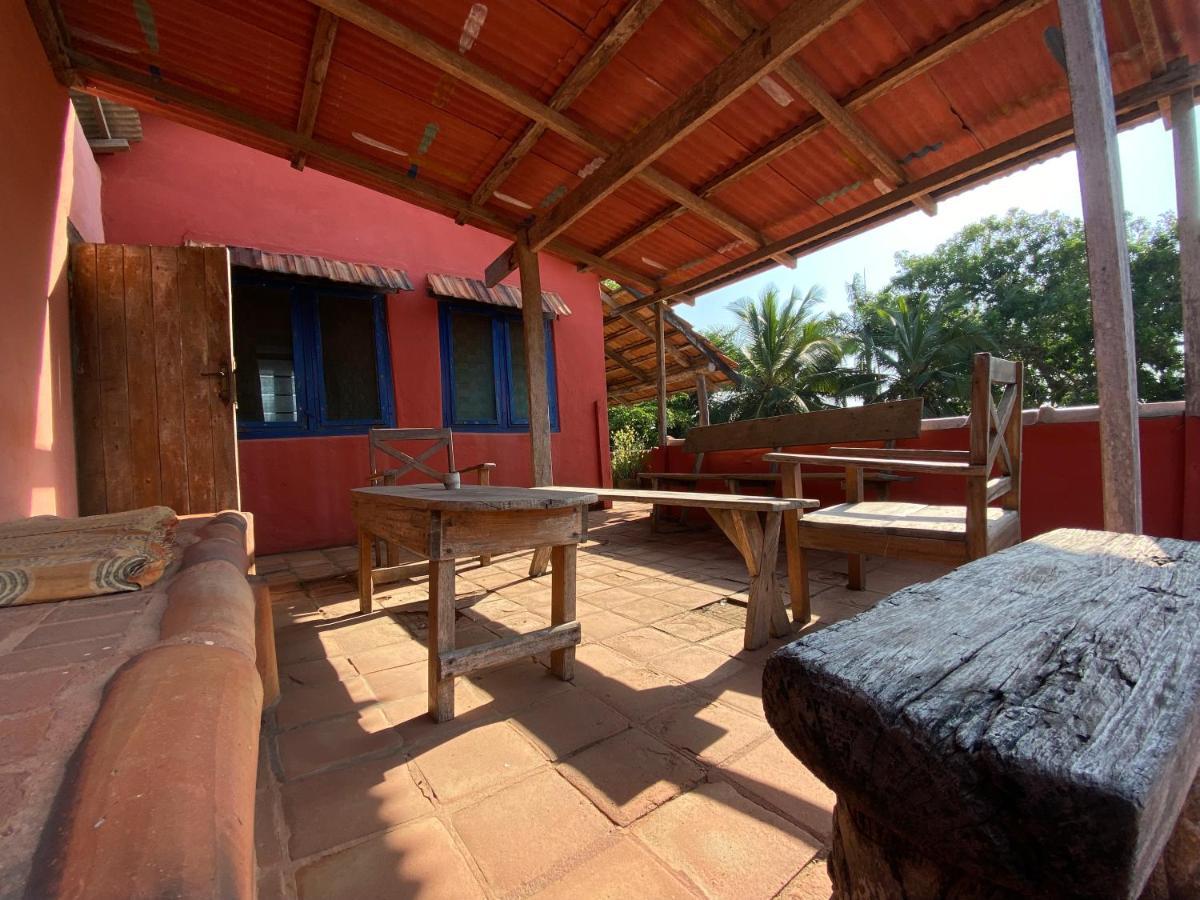 Big Milly'S Backyard Hotel Kokrobite Ngoại thất bức ảnh