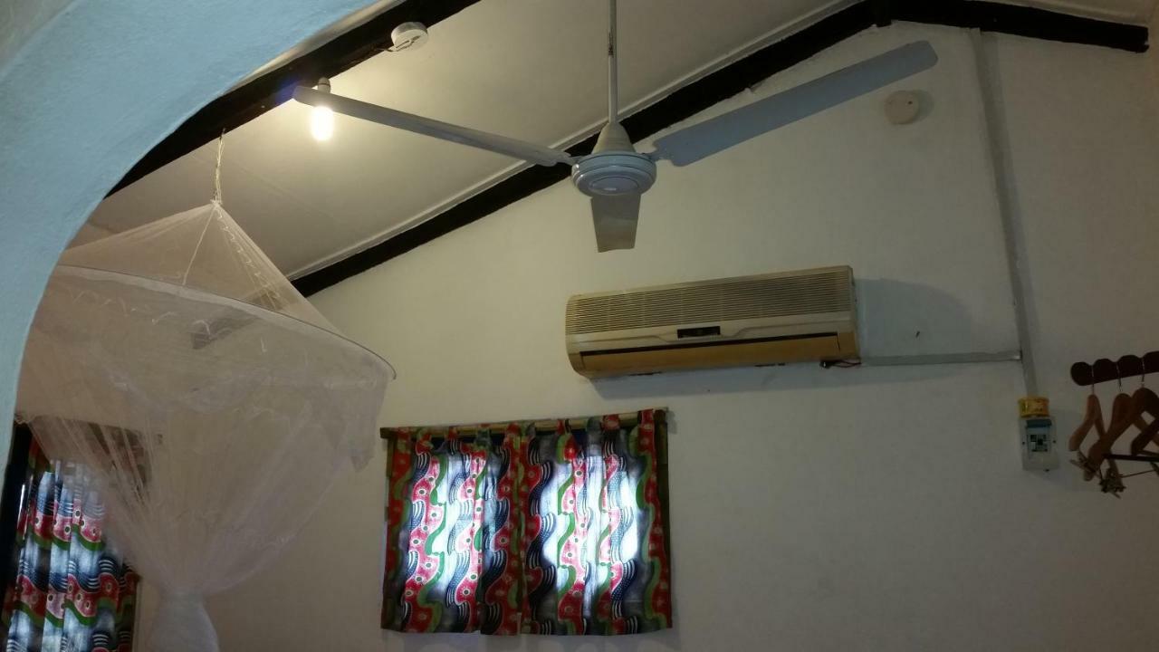 Big Milly'S Backyard Hotel Kokrobite Ngoại thất bức ảnh