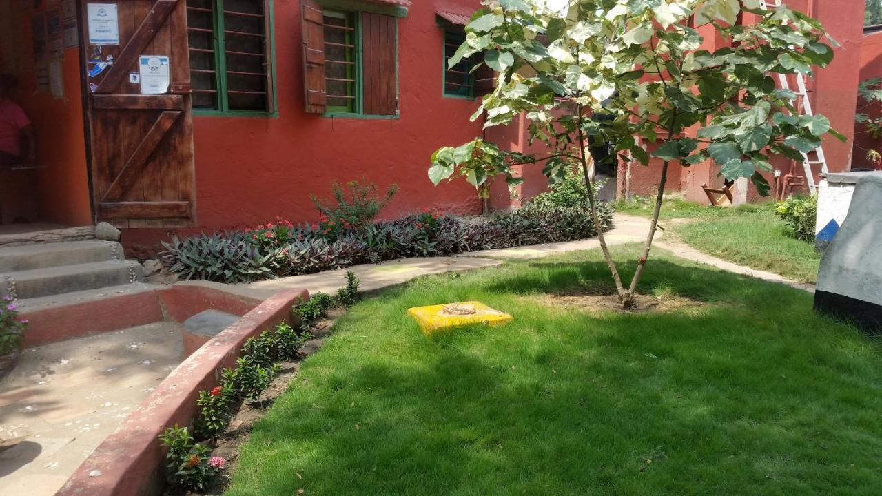 Big Milly'S Backyard Hotel Kokrobite Ngoại thất bức ảnh