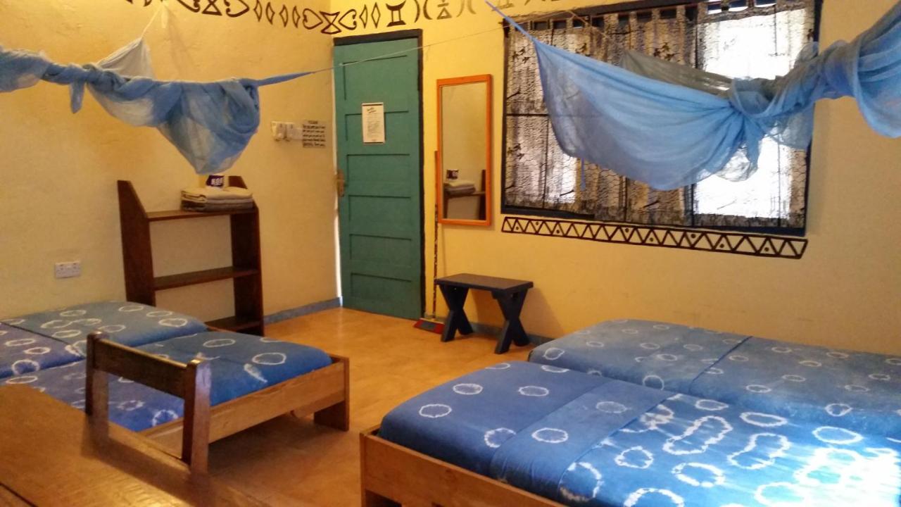 Big Milly'S Backyard Hotel Kokrobite Ngoại thất bức ảnh